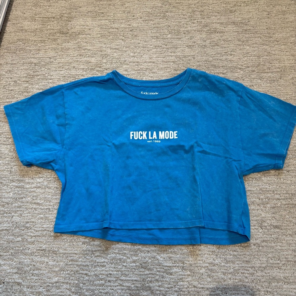 F la mode cropped blue tee
